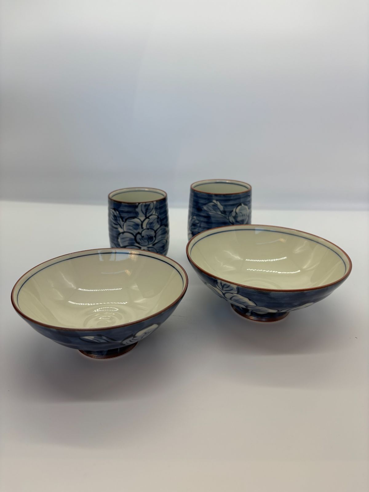 睦揃 飯碗 湯呑4客セット 有田焼 藍牡丹 陶器 プレゼント ギフト 即配達