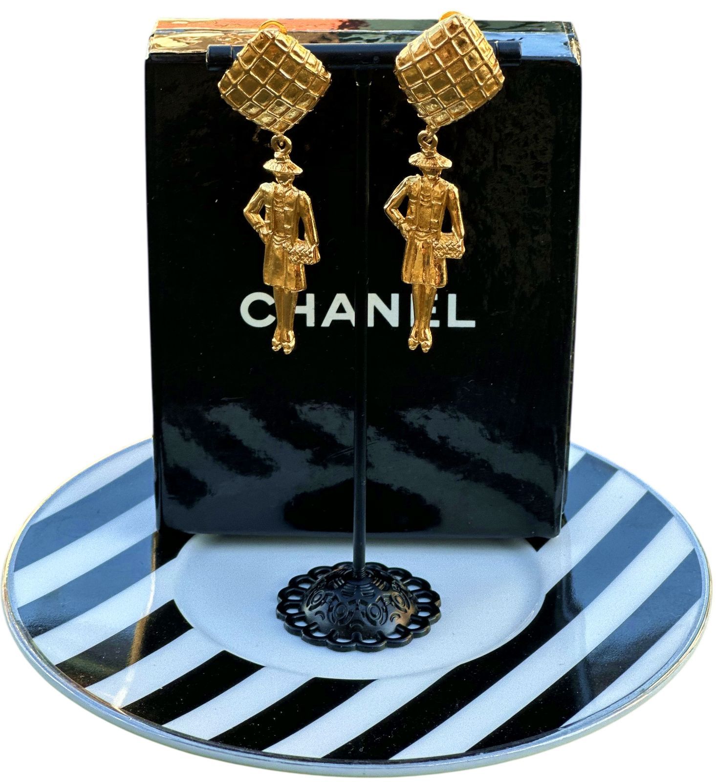 超 シャネルCHANELヴィンテージVintageココレディースCoCoLadiesモチーフぶら下がりイヤリングピアス耳飾ゴールド