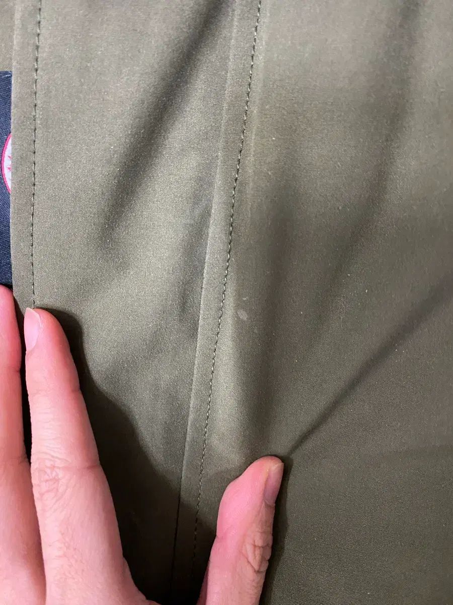 カナダグース チリワック L ミリタリー グリーン