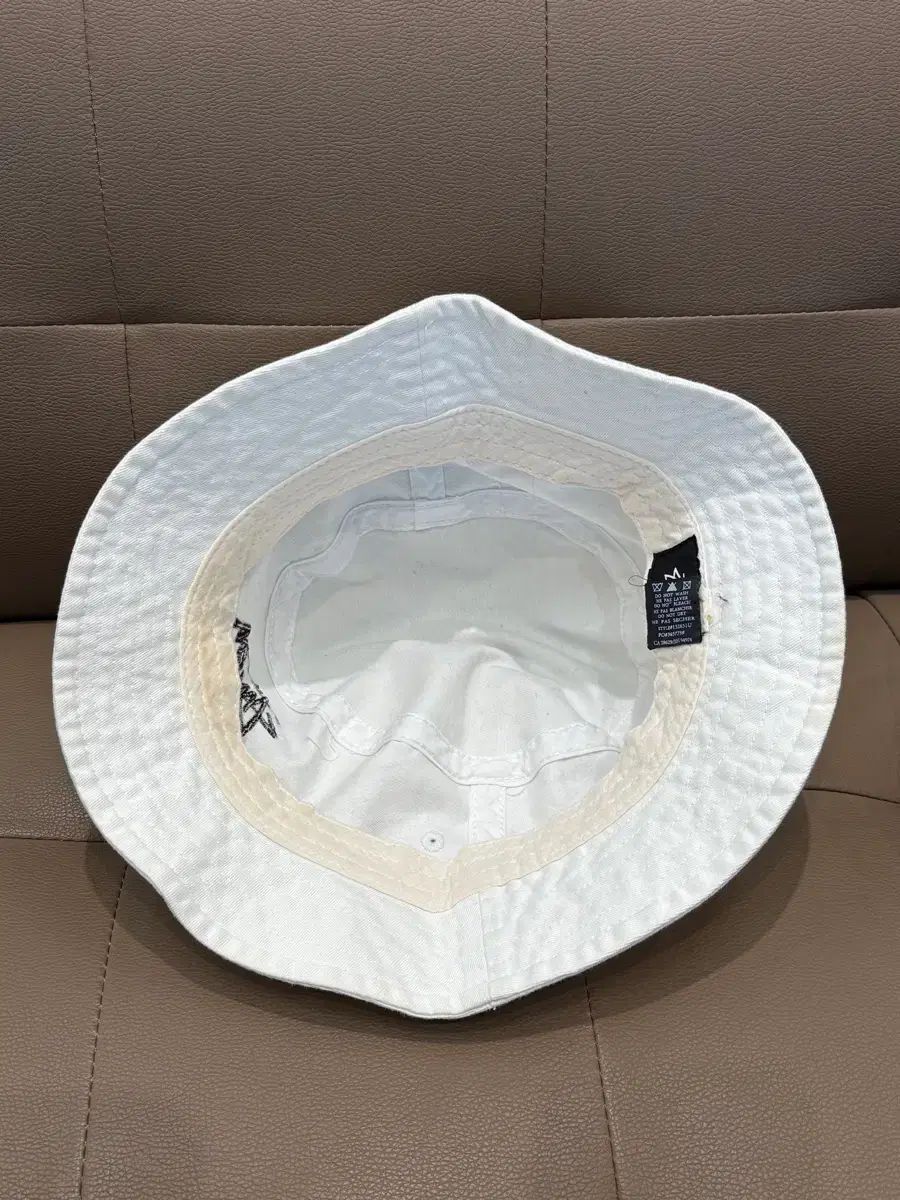 Stussy バケットハット ホワイト　ヴィンテージ 中古・古着通販】stussy (ステューシー) バケットハット ホワイト