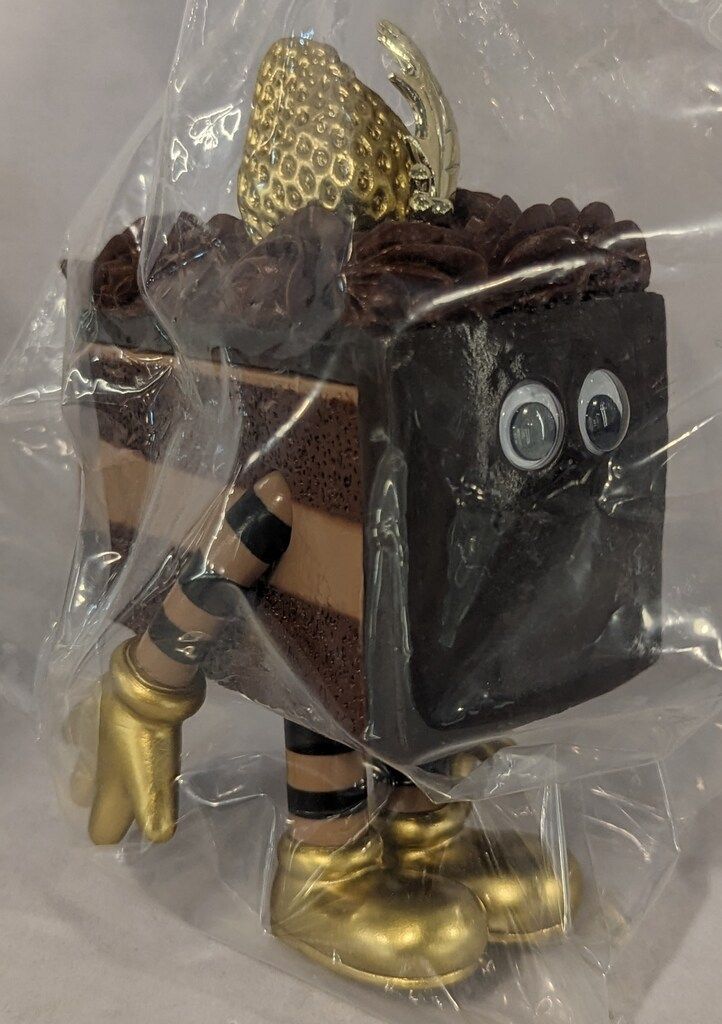 FLAVORS クリスマスケーキ KAIEDA インディーズソフビ　2022 FLAVORS クリスマスケーキ KAIEDA インディーズソフビ 2022 FLAVORS