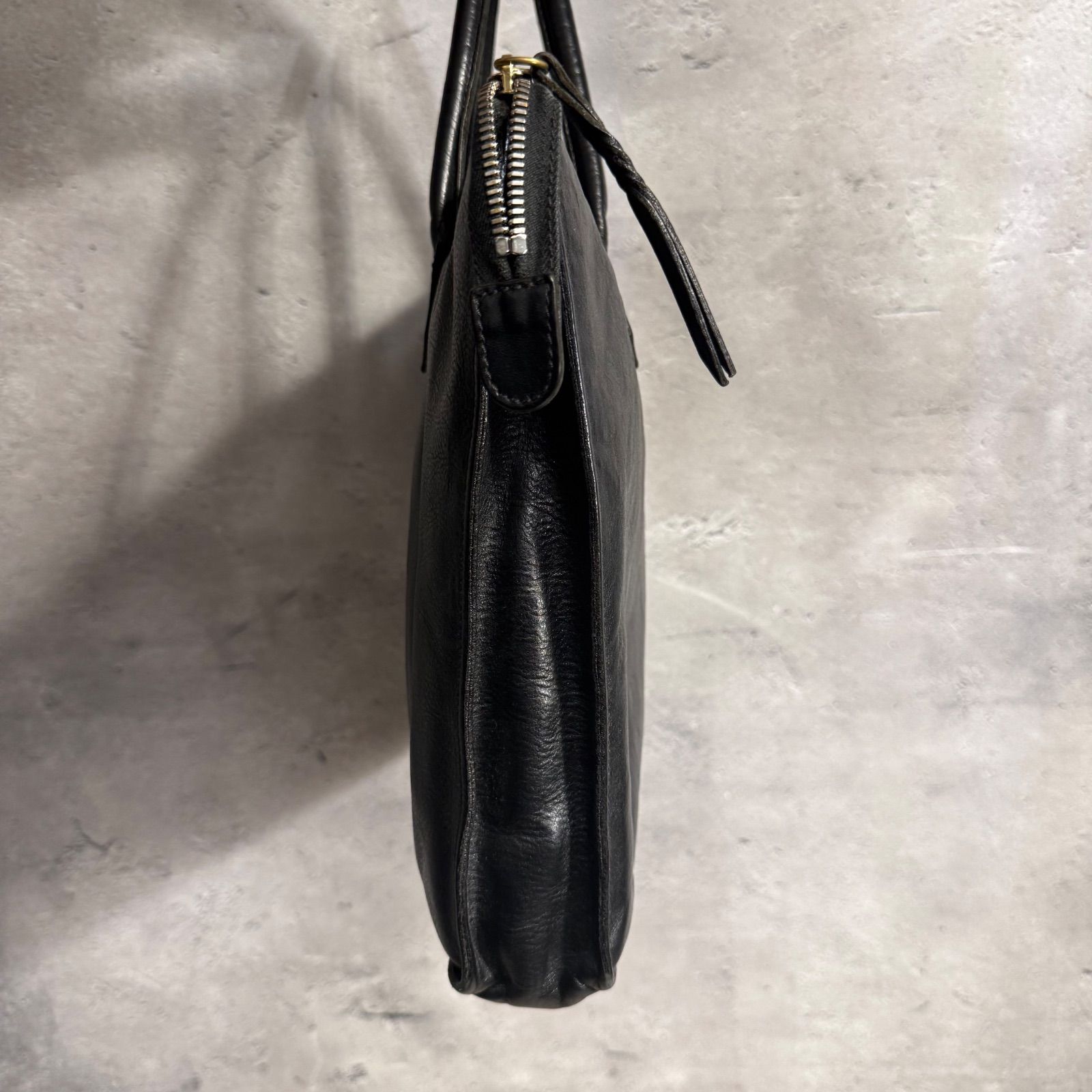 ✨IL BISONTE イルビゾンテ オールレザー ビジネスバッグ ブラック 35