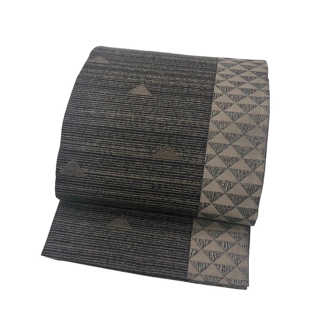 袋帯 文庫に華柄模様 動物 伽羅色 ガード加工 O-5448 袋帯 銀黎舎 リバーシブル 鱗模様 格子柄 焦茶色 ガード加工 O-5786