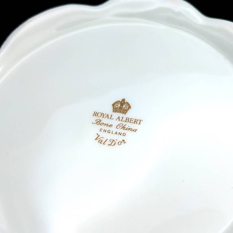 ロイヤルアルバート