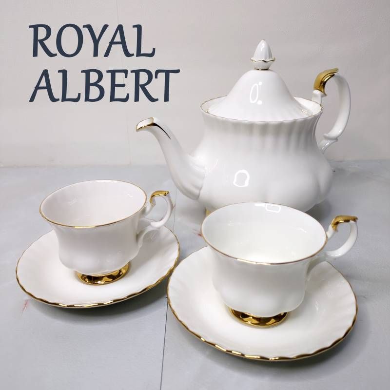 ROYAL ALBERT Val D’or ロイヤルアルバート ヴァルドール バルドール ティーポット＆カップ ソーサー 2客セット 金彩 英国製 洋食器