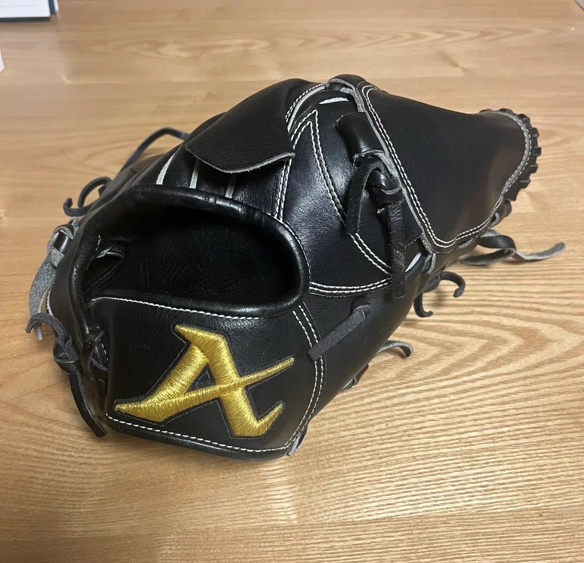 アトムズ シーグリ 投手用グローブ