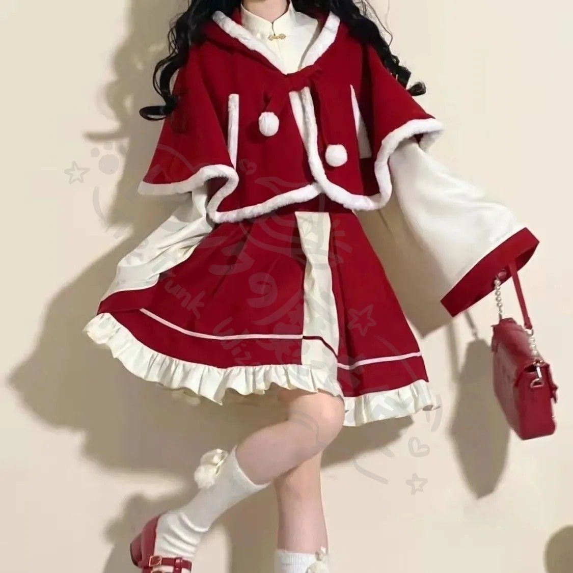 新年 用コスプレ衣装 ロリータ風学生風セットアッ3点セッフード付きケープ披長袖ブラウス 配色プリーツスカーゆったりシルエッカジュアル デザイ赤白配温かくおしゃ