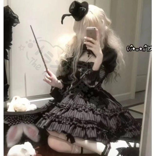 新年 用コスプレ衣装 秋季暗黒ゴスロロリー 2点セット ベルスリーブカットアウトデザイントップス ストライプスカート撮影推しイベントプレゼントにも最適