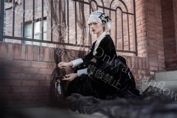 コスチューム・コスプレ ロリータ ハロウィン シスター風 十字架 ミモレ丈 レディース ゴスロリ ハイウエスト Aライン 暗黒風 長袖 フリル コスチューム 可愛い セクシー 日常 仮装 パーティ イベント ステージ 春秋冬用 CJSP111