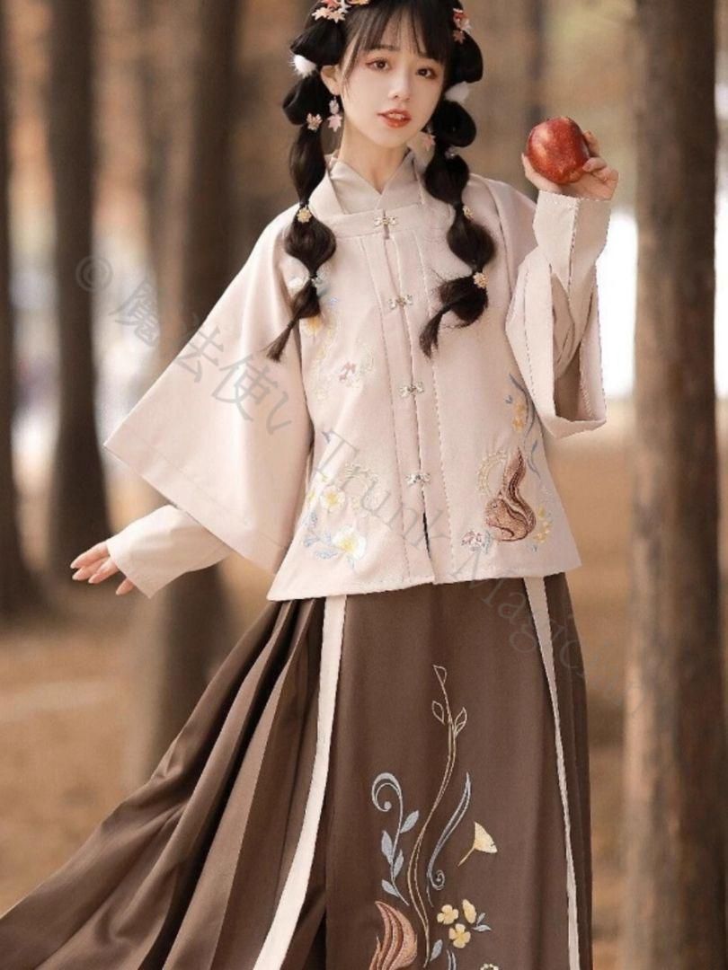 新年クリスマス用コスプレ衣装 漢服 コスプレ ワンピース 唐装 仙女服 中華風 コスプレ衣装 刺繍 可愛 民族風 制服 女装 舞台衣装 キャラクター衣装 学園祭 文化祭 雰囲気 お呼ばれ イベント 大人 舞台 新年会 CJS1205P171