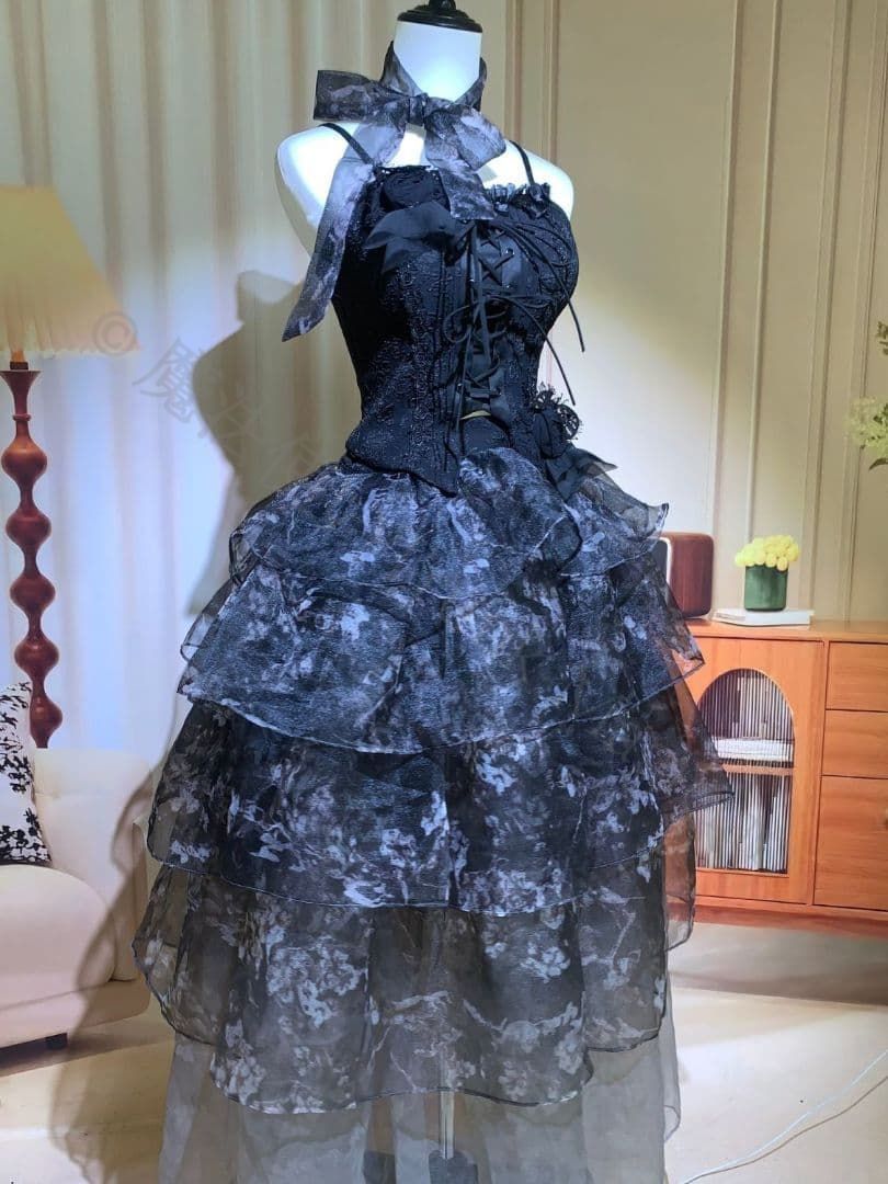 新年 用コスプレ衣装 闇に咲く黒薔薇のように艶やか ゴシックレースドレス コスプレ