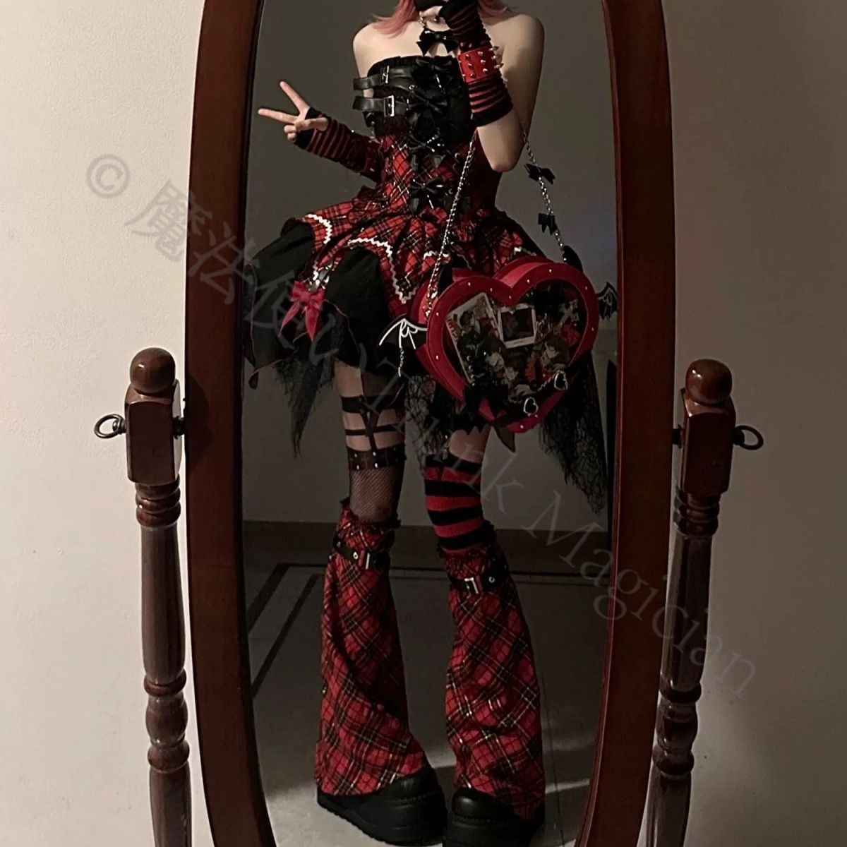 新年 用コスプレ衣装 秋冬発売 甜辣ロック風 アビゴスロックセットアップ 抹胸トップス フ スカート チョーカー付き 撮影会 舞台演出 推し活 イベント用 大人レディース プレゼントにも最適