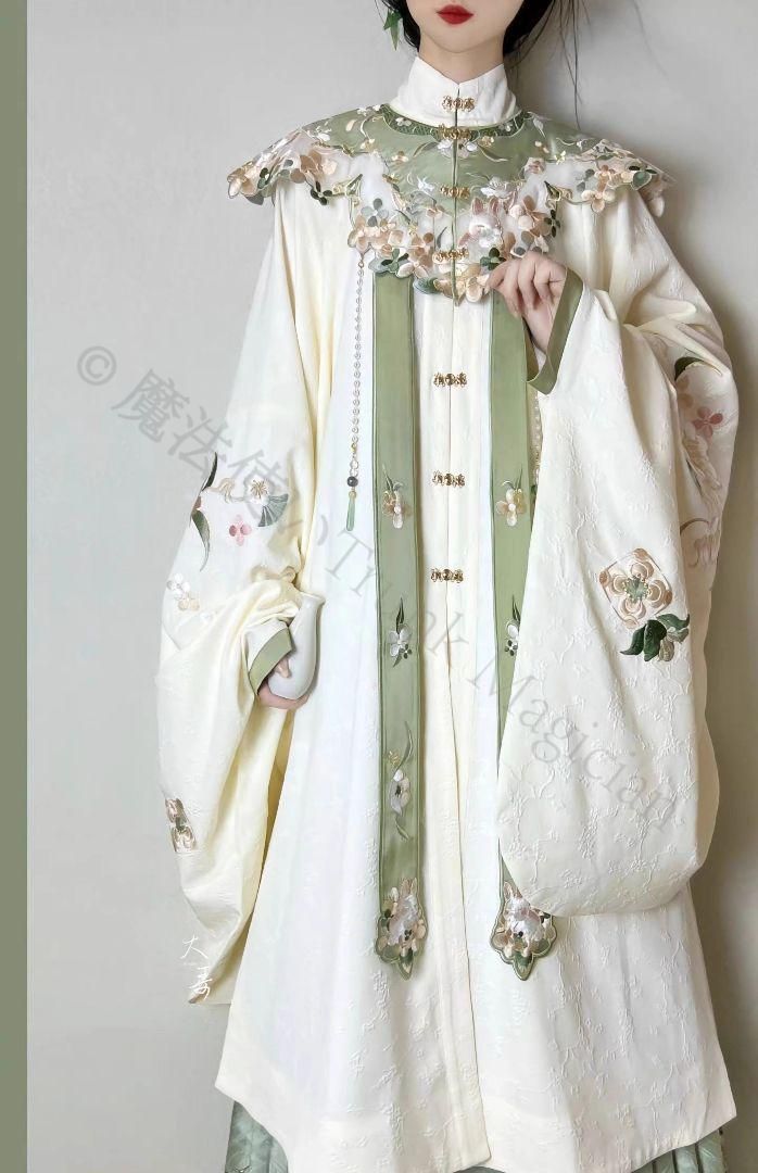 新年クリスマス用コスプレ衣装 豪華刺繍 漢服 かんふく 古風衣装 レトロ風 中華ロリータ コスプレ ワンピース 唐装 仙女服 中華風 美しい刺繍 CJS1205P003