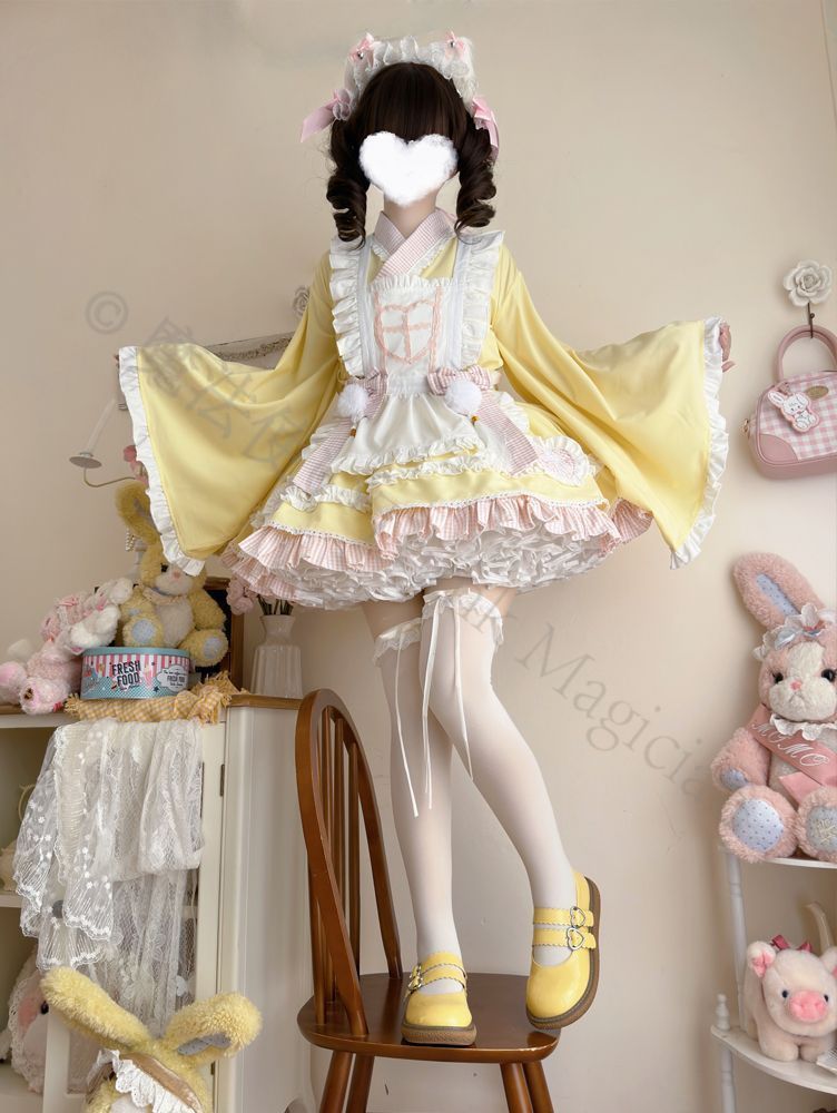 新年 用コスプレ衣装 和風メイドセット コスプレ デザイン 上衣 スカート エプロン 蝶結び4点セット S Lサイズ 多色展開 ピンク ブラック イエロー ブルー 撮影 推し活 舞台用 衣装