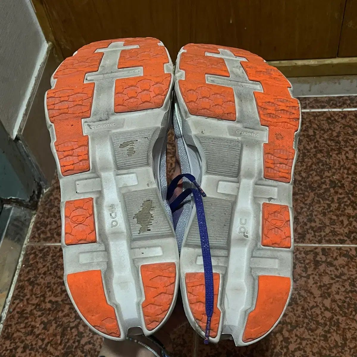  オンラニング クラウド MONSTER ハイパー 275 登山靴 トレッキングシューズ アウトドアシューズ