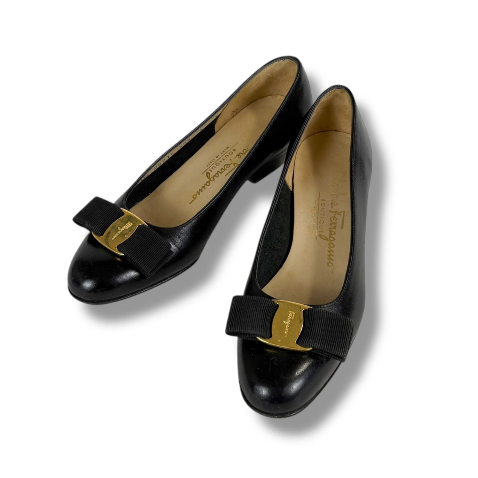 Salvatore Ferragamo サルヴァトーレフェラガモ パンプス ローヒール 