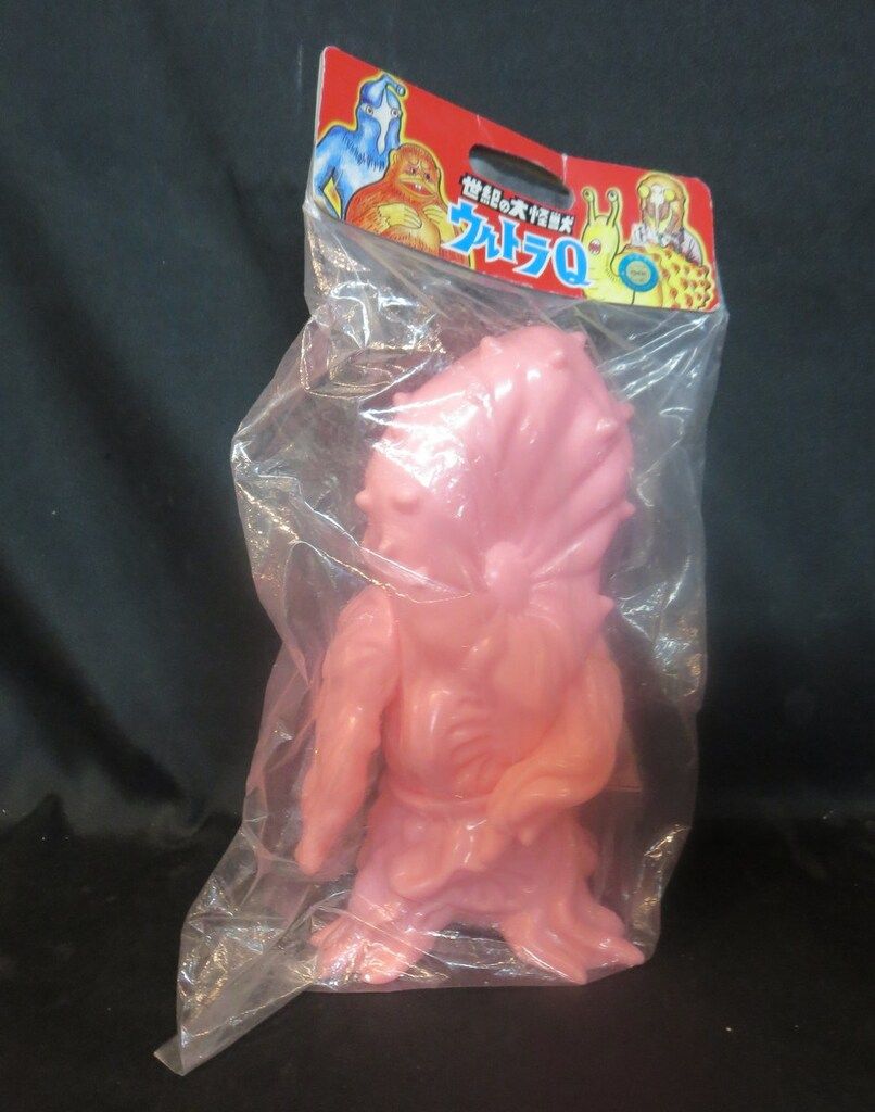 M1号 世紀の大怪獣ウルトラQウルトラマン グリーンモンス ピンク成型