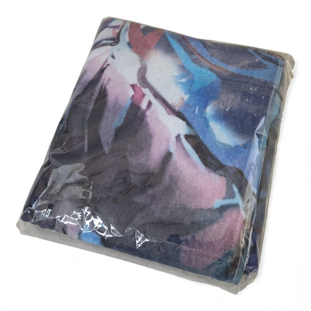 Ado 「よだか」ビッグタオル （DOME TOUR 2025 グッズ） - メルカリ