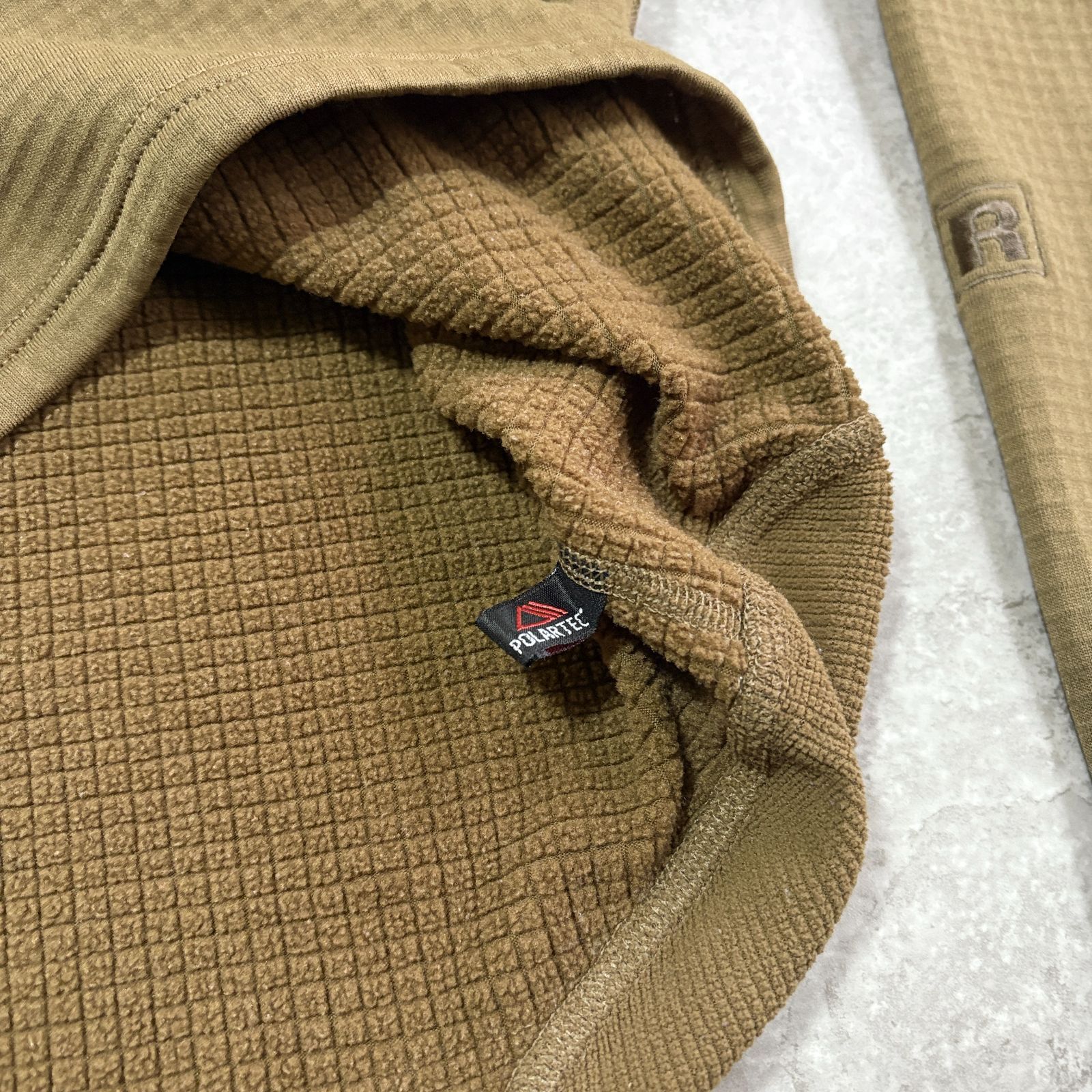 00s 2004年 USA製 patagonia R1 Flash Pullover Special ” MARS 
