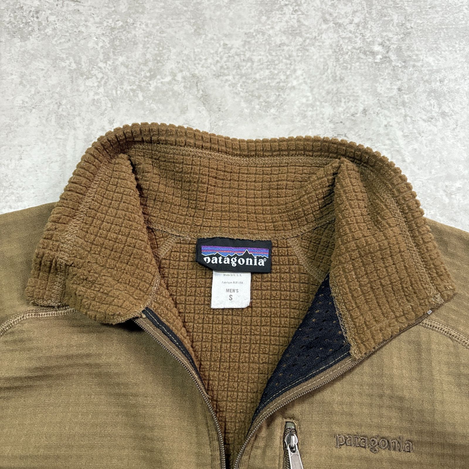 00s 2004年 USA製 patagonia R1 Flash Pullover Special ” MARS