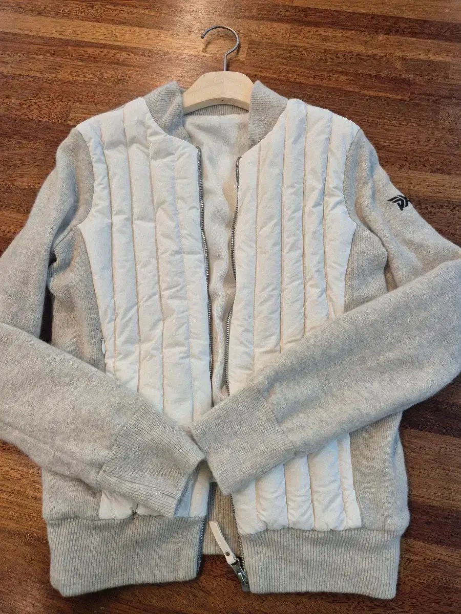 pxg レディース ゴルフ 防風 ジップアップ ジャケット s