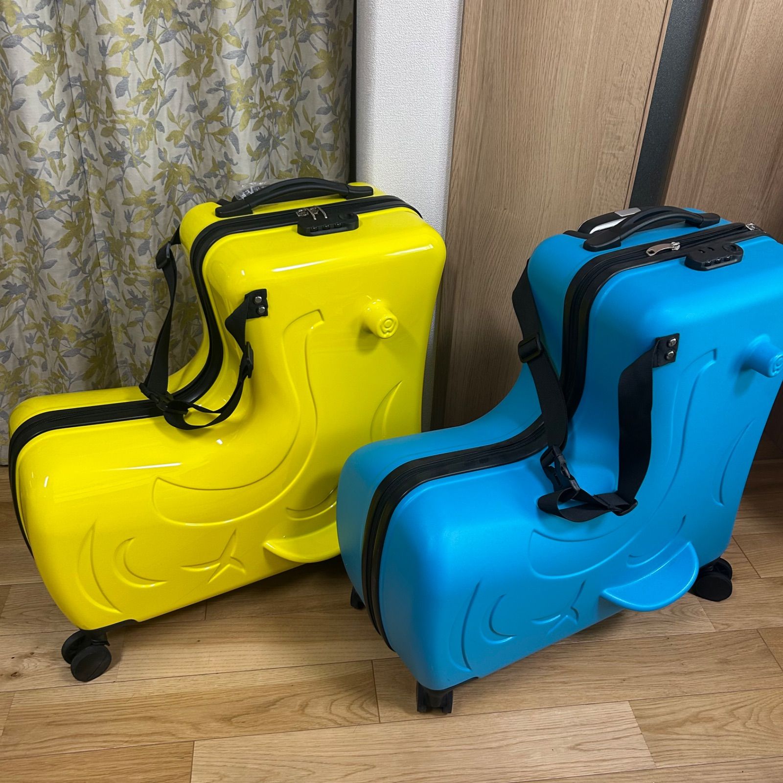 子どもが乗れるスーツケース ノリッコ キッズトラベル セット売り ブルー イエロー