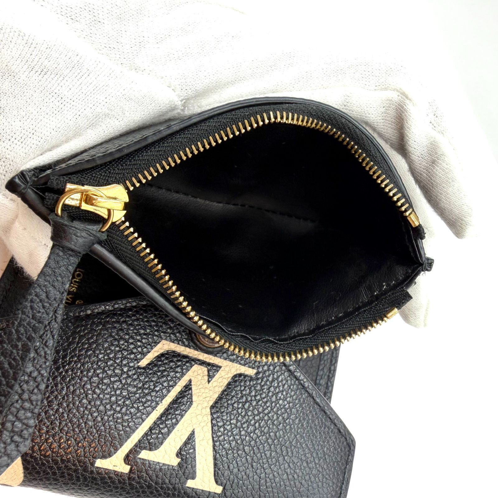 ルイヴィトン アンプラント ヴィクトリーヌ バイカラー 折り財布 新型