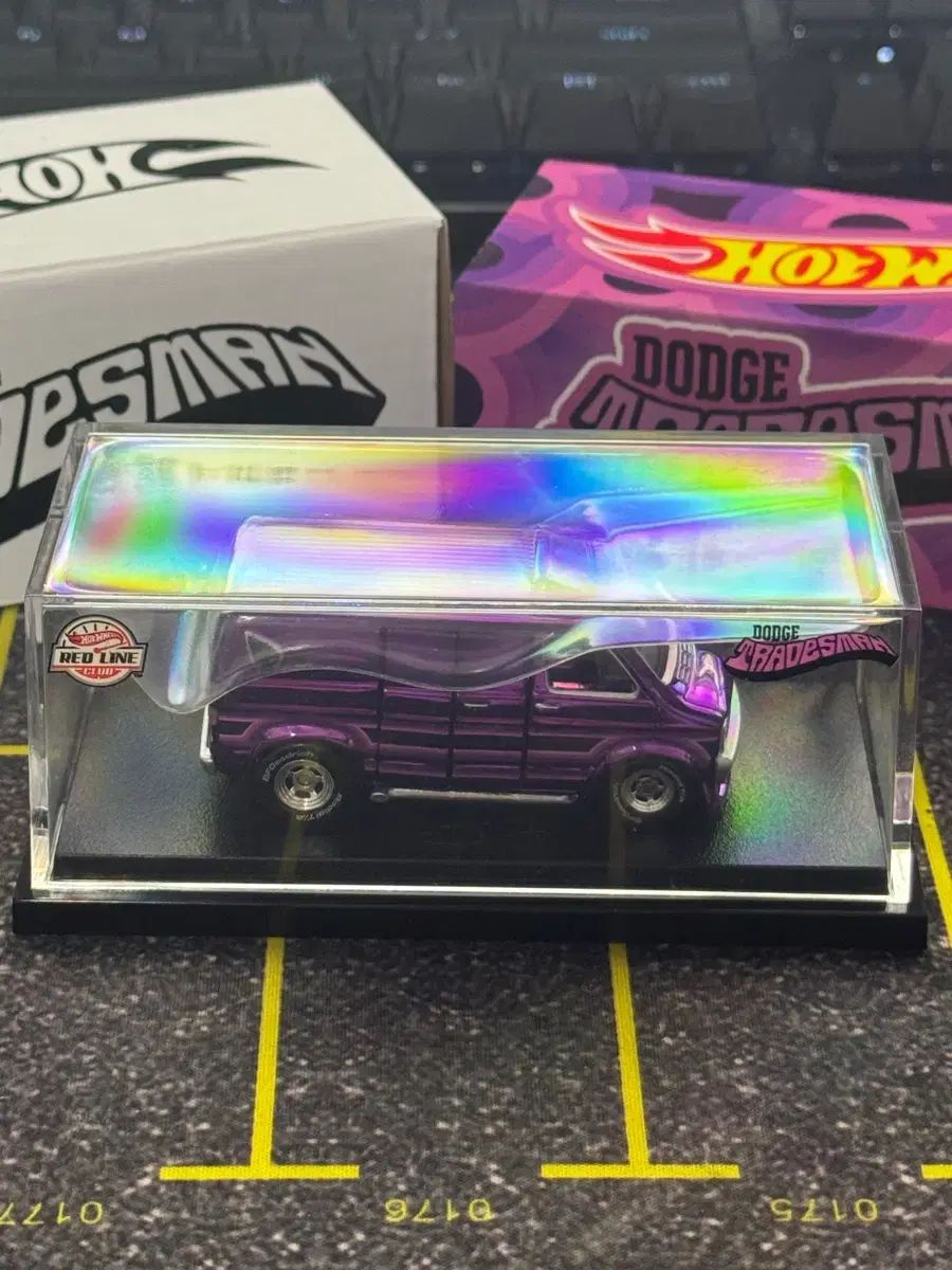 ホットウィール RLC ダッジ トレードスマン バン PURPLE - メルカリ