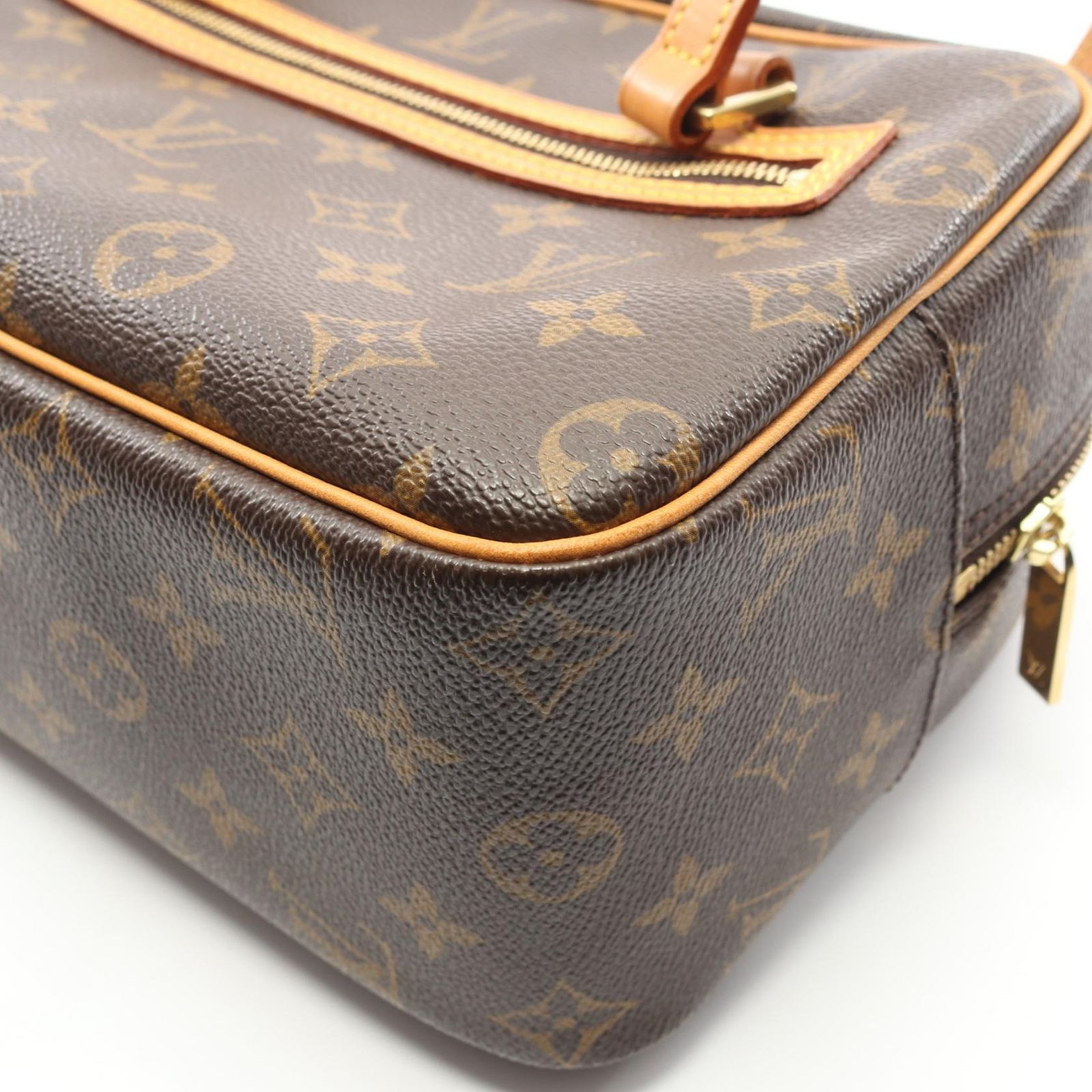 ルイ・ヴィトン LOUIS VUITTON ショルダーバッグ シテMM モノグラム