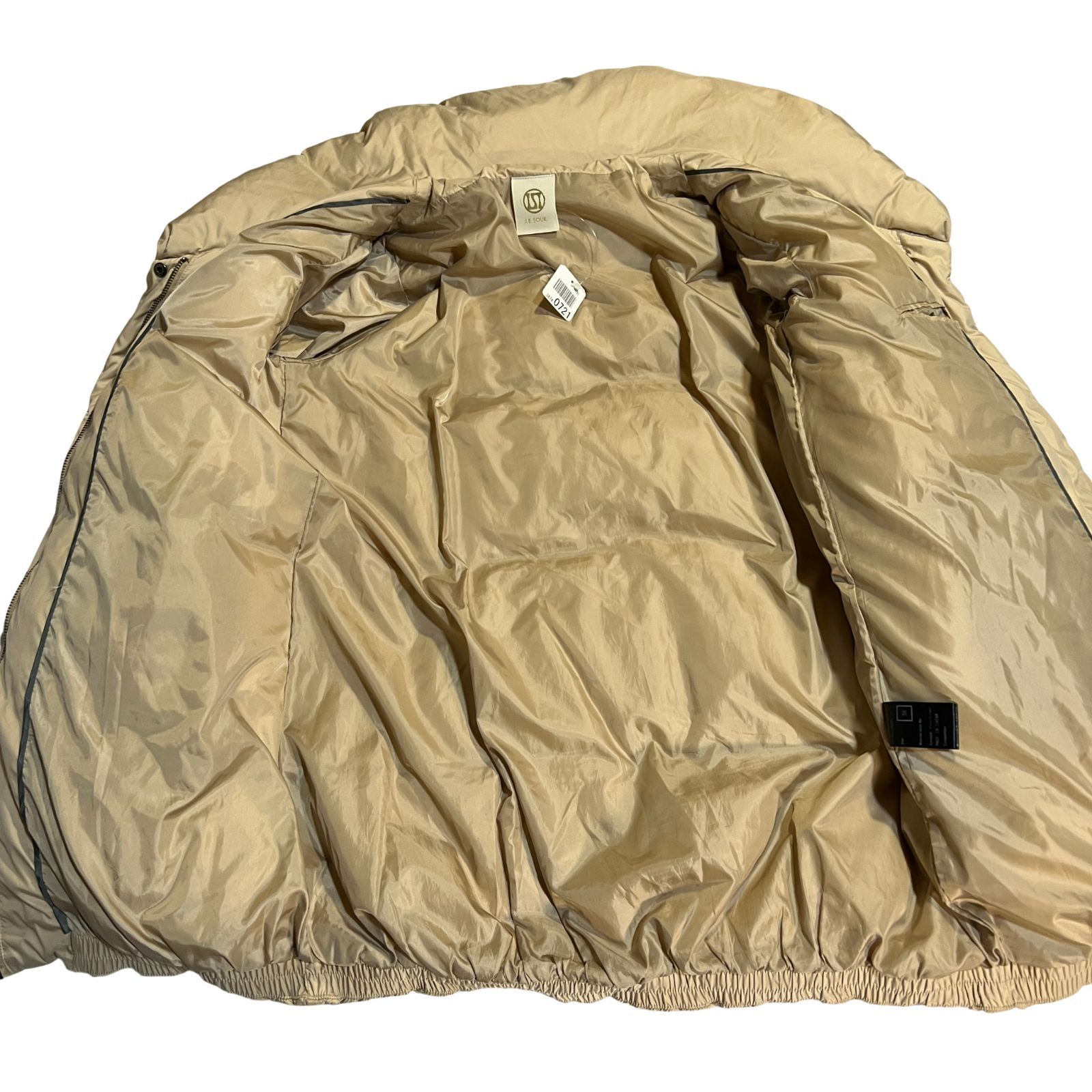 完売品⭐️新品タグ付き⭐️TFW49 ベージュ　モックネック　利蔵 完売品⭐️新品タグ付き⭐️TFW49 ベージュ モックネック 利蔵