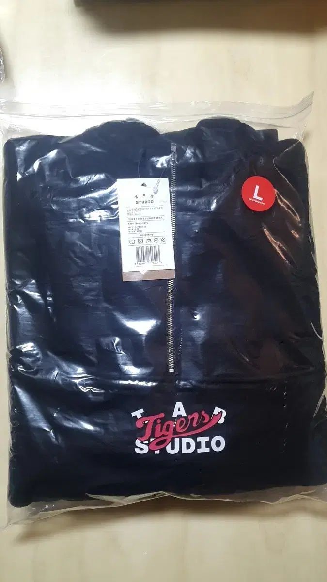 KIAタイガース フーディーTシャツ