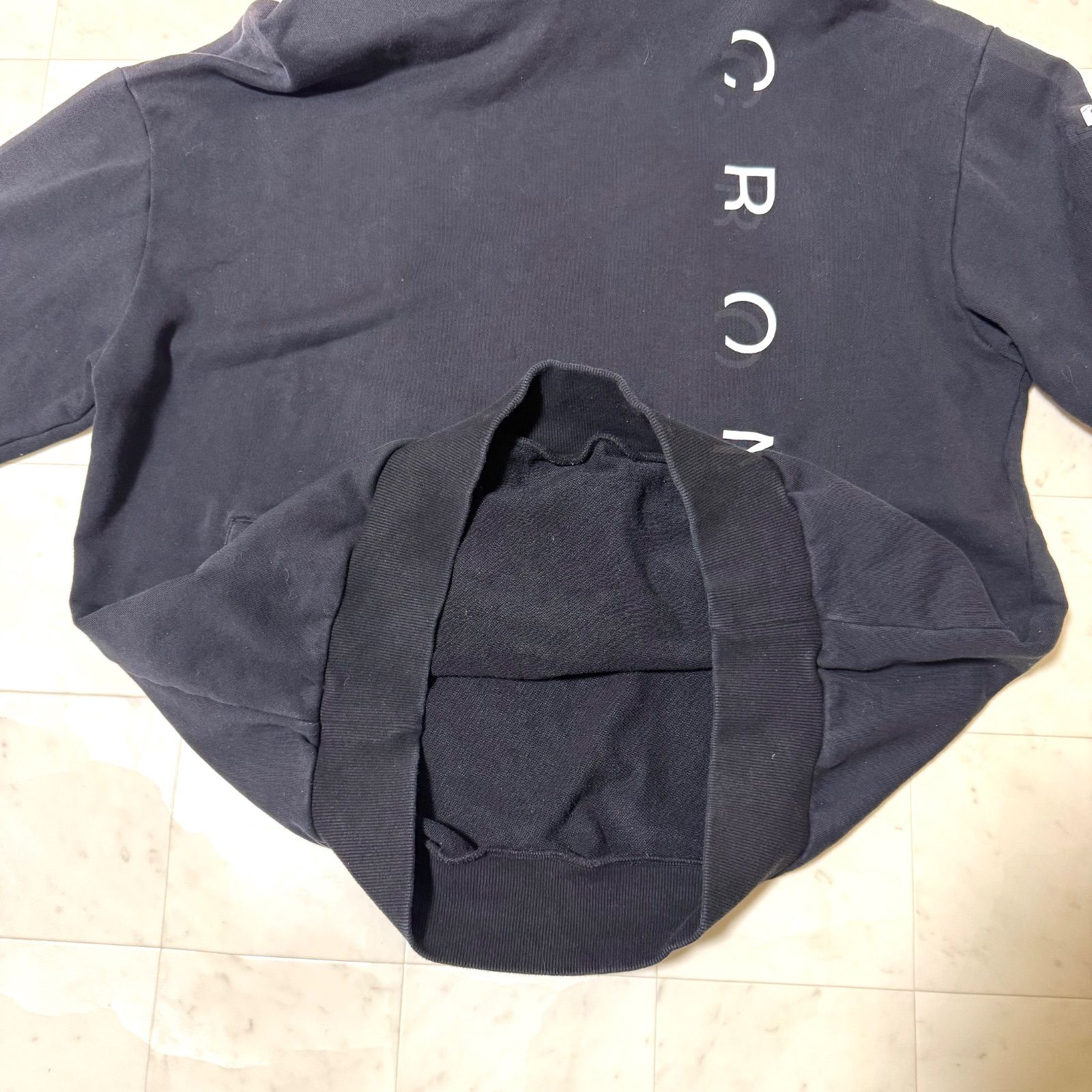 CRONOS クロノス サイドロゴ プルオーバーパーカー 40 (L) 黒 - メルカリ