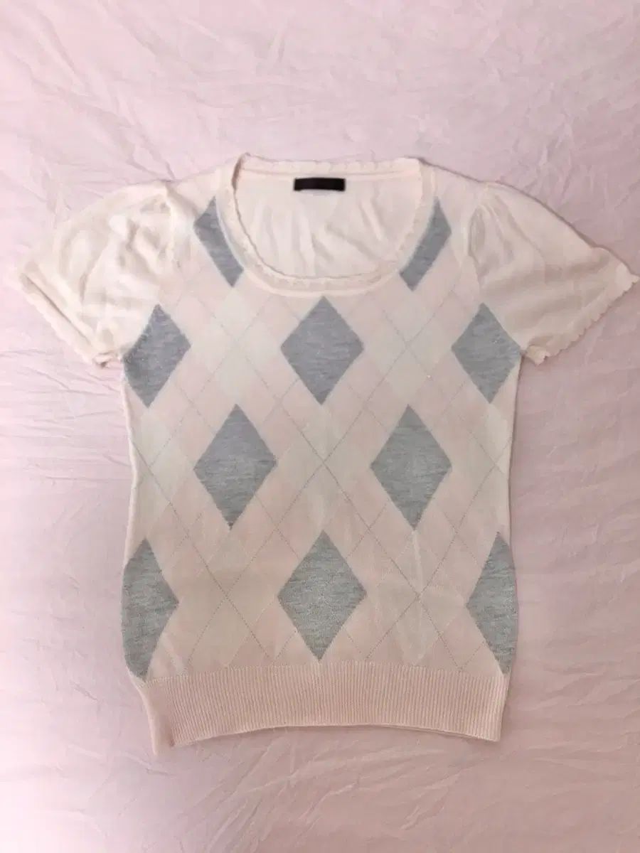 森田秀和 「志賀高原」F10号 額縁入り 額縁用箱付き 小売業者