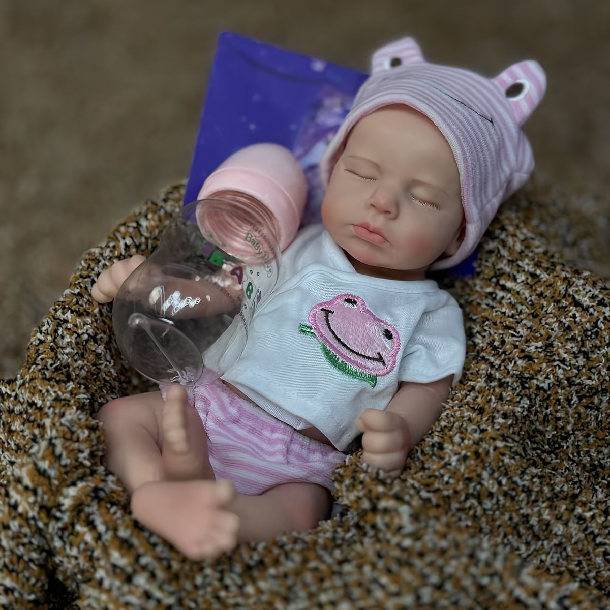 リアルな質感 リボーンドール 13インチ 33 cm シリコン製 男女兼用 新生児人形 衣装 付き ギフト 育児練習に シリコン製女の子