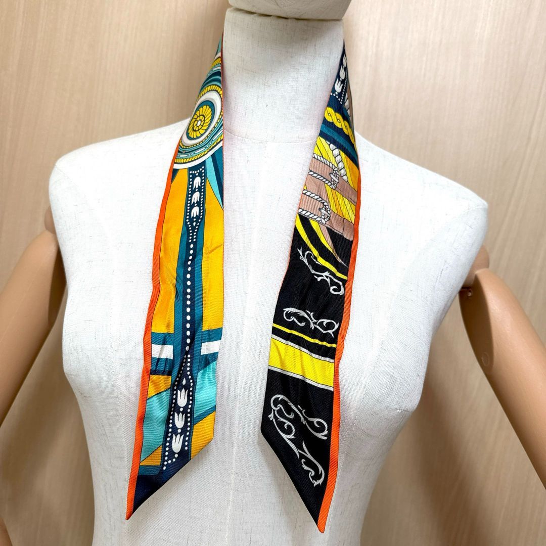 HERMES エルメス ベルリンヌ馬車に乗って ツイリー リボンスカーフ