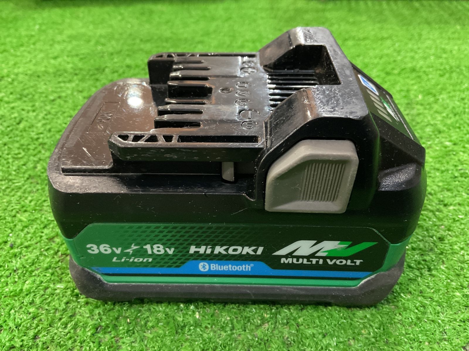HIKOKI 36 V リチウムイオン蓄電池 充電回数不明 シ-14
