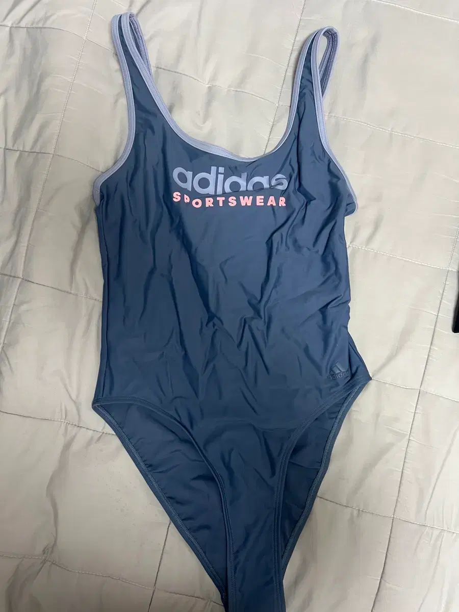 adidas 室内 水着 34