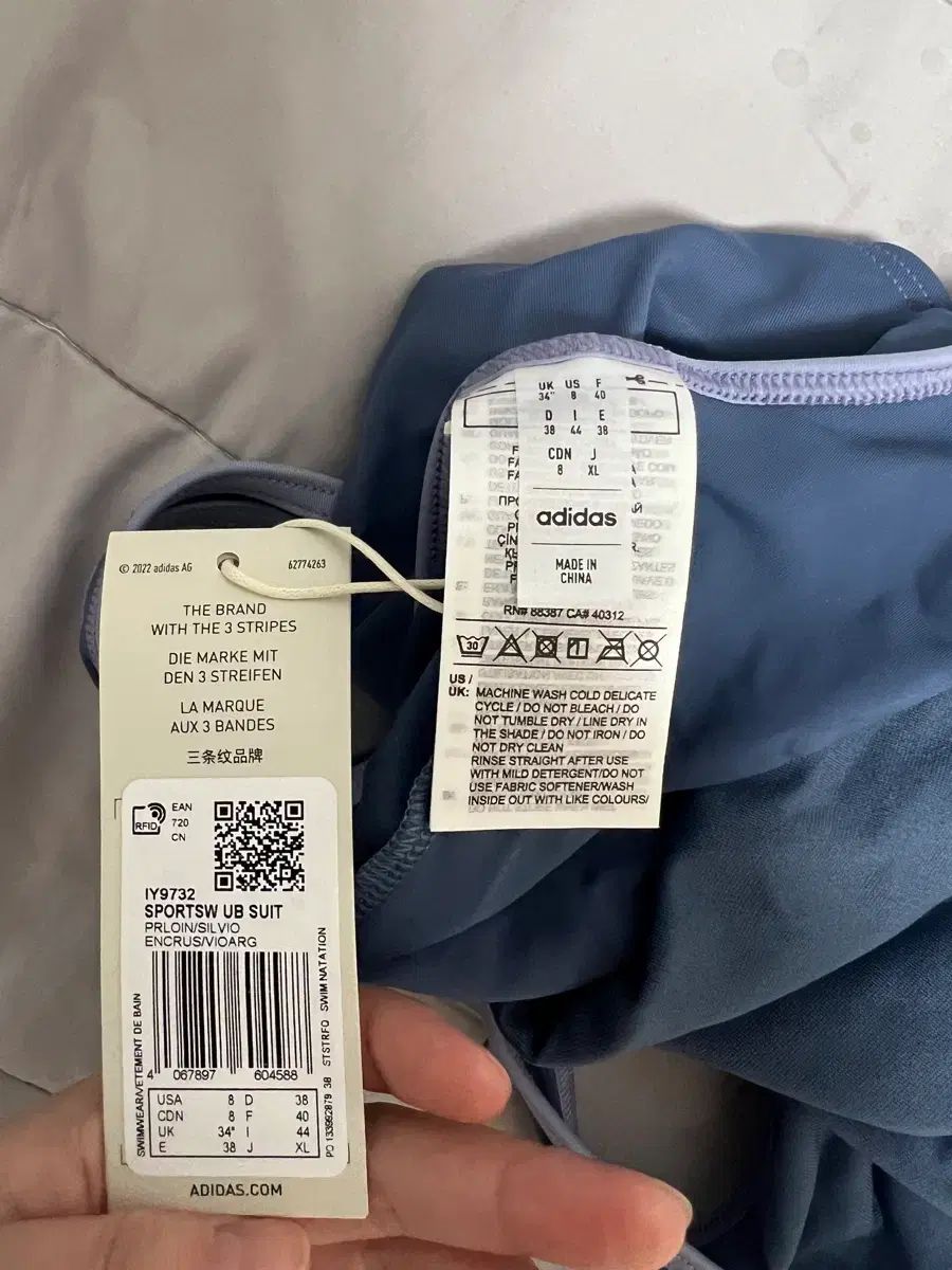  adidas 室内 水着 34 その他 水着 ラッシュガード