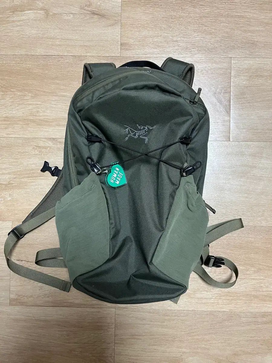 アークテリクス マンティス 16 Tatsu