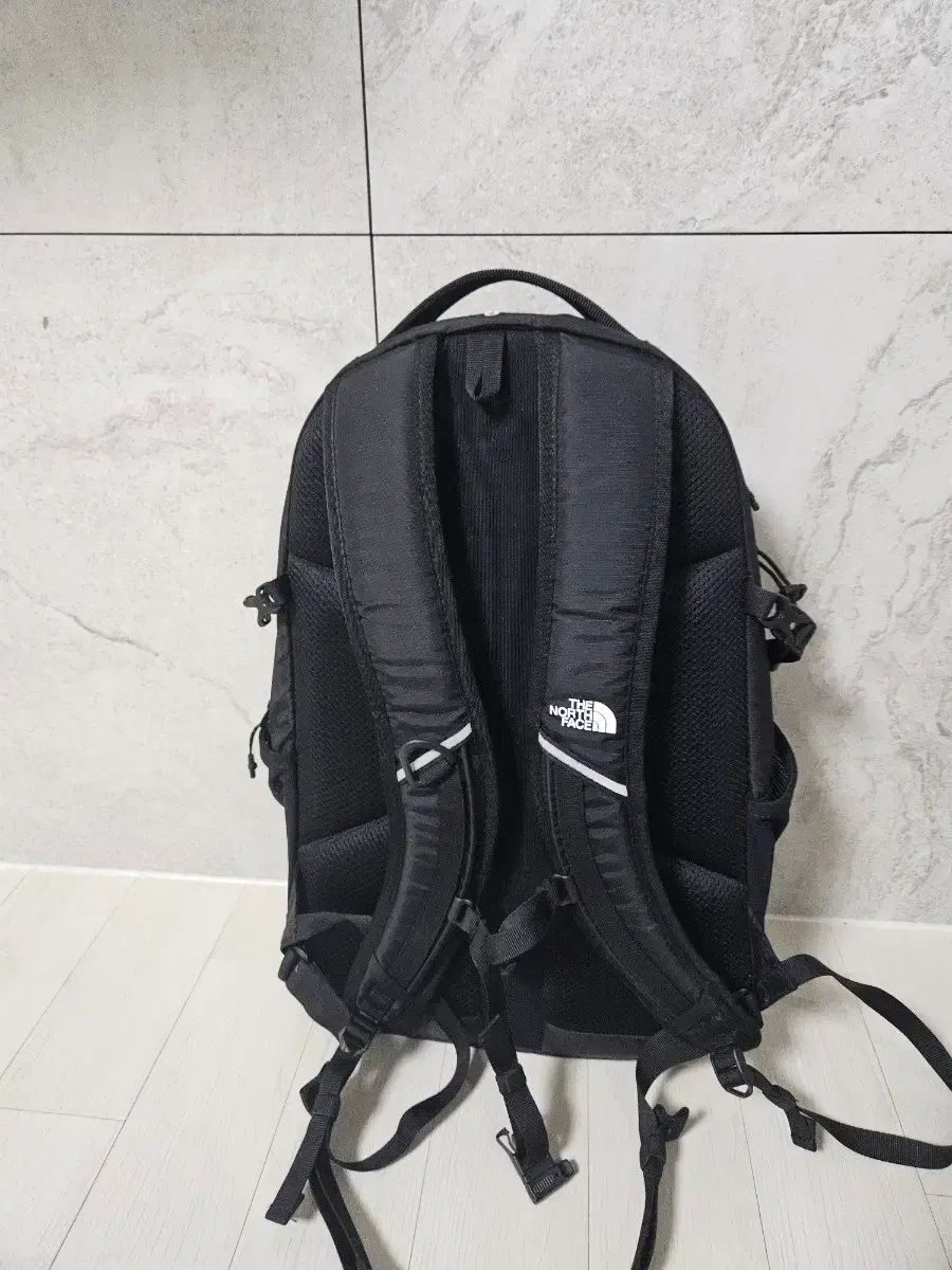 THE NORTH FACE ザノースフェイス アセンド 20 バックパック ブラック