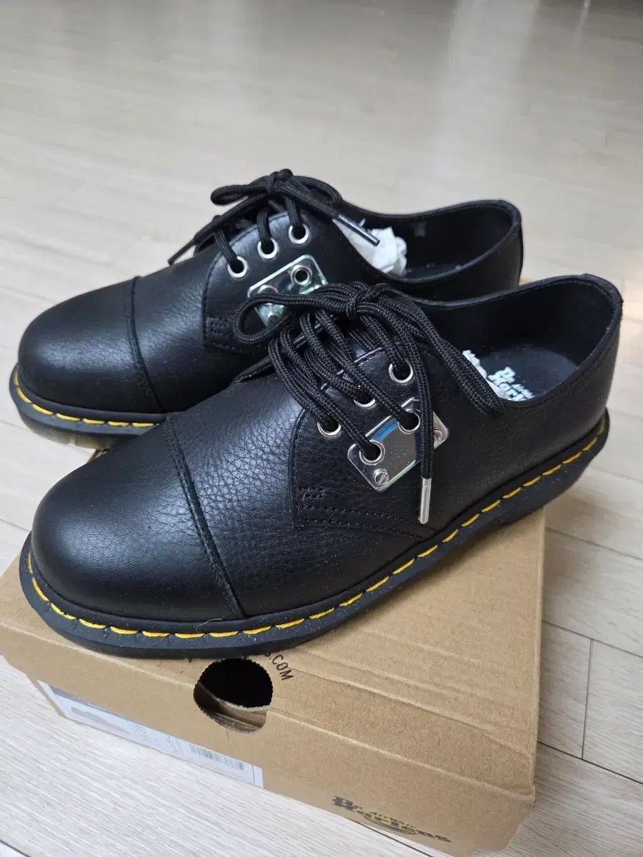 DR MARTENS ドクターマーチン 1461 ルナ 260