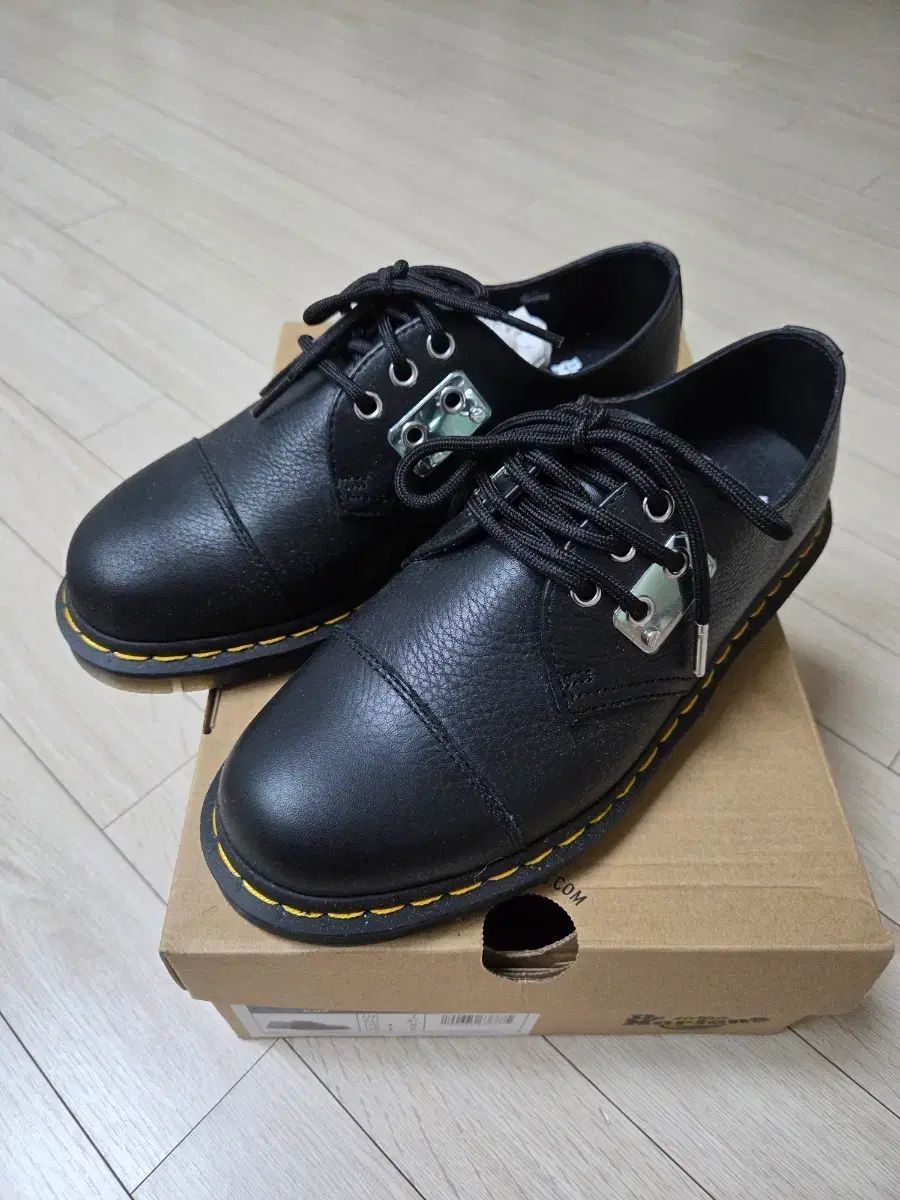 DR. MARTENS ドクターマーチン 1461 ルナ 260