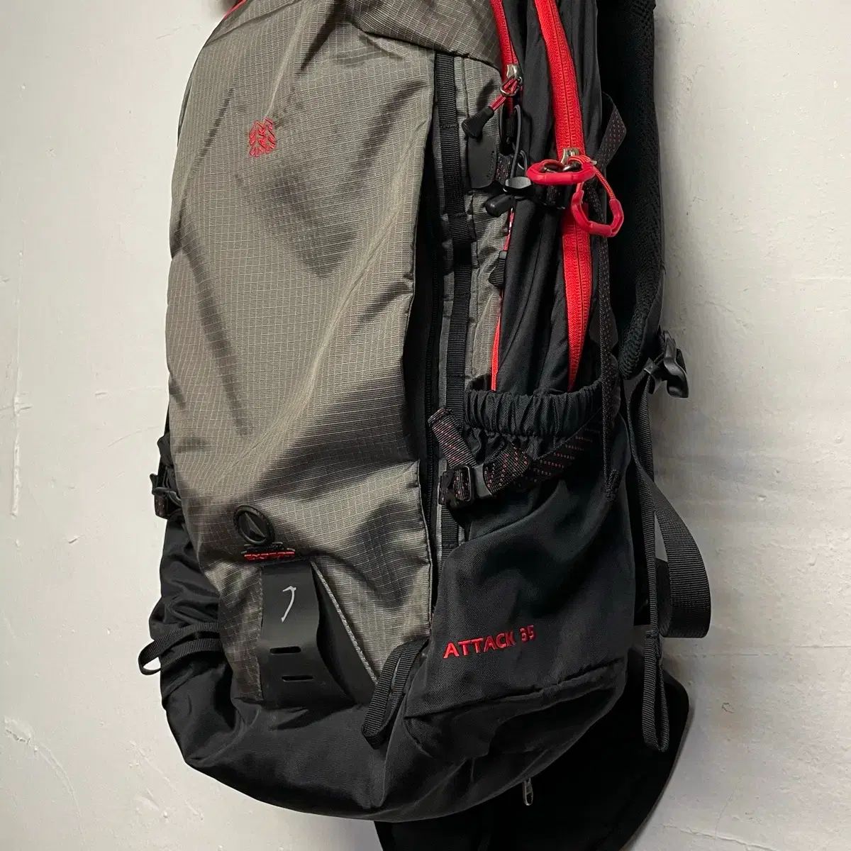 コーロンスポーツ Attack 35 L バックパック