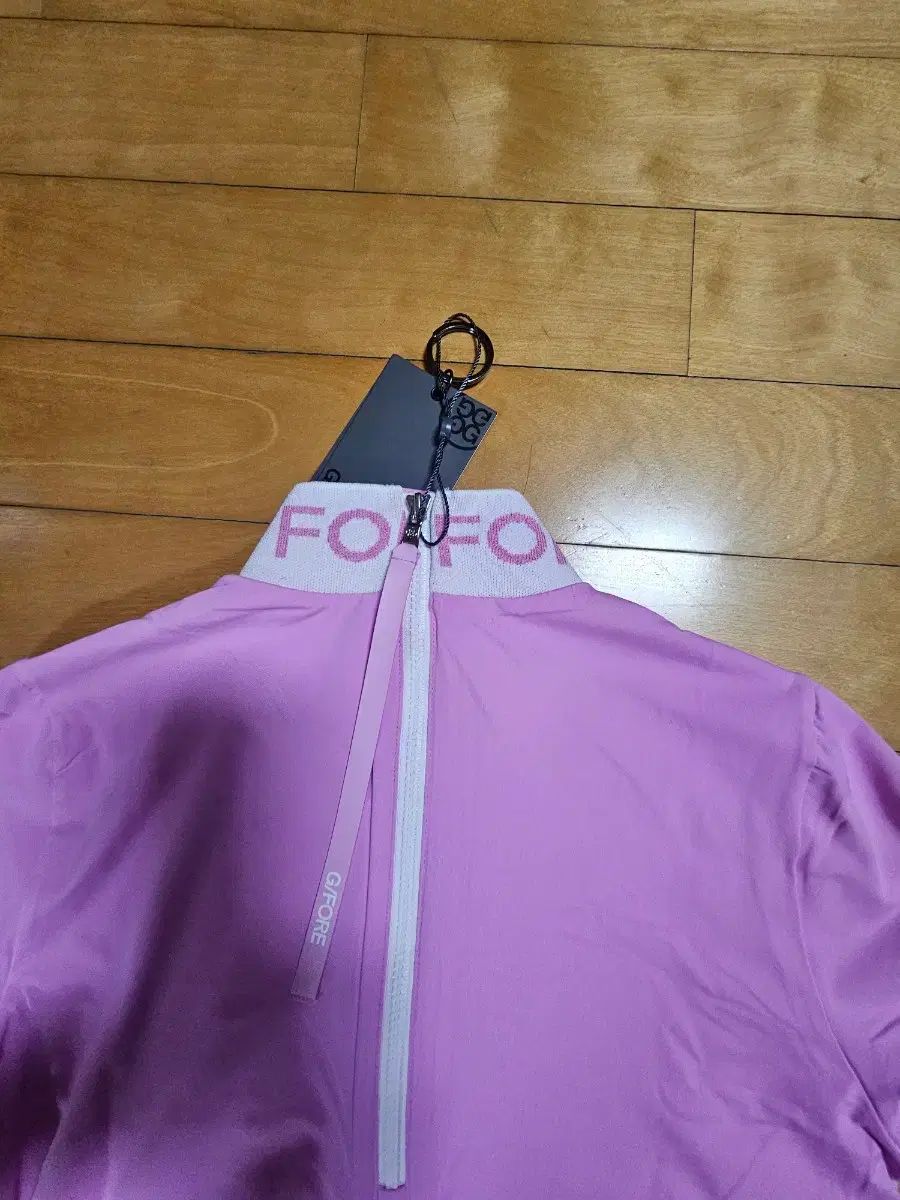 G FORE ジーフォア Tシャツ