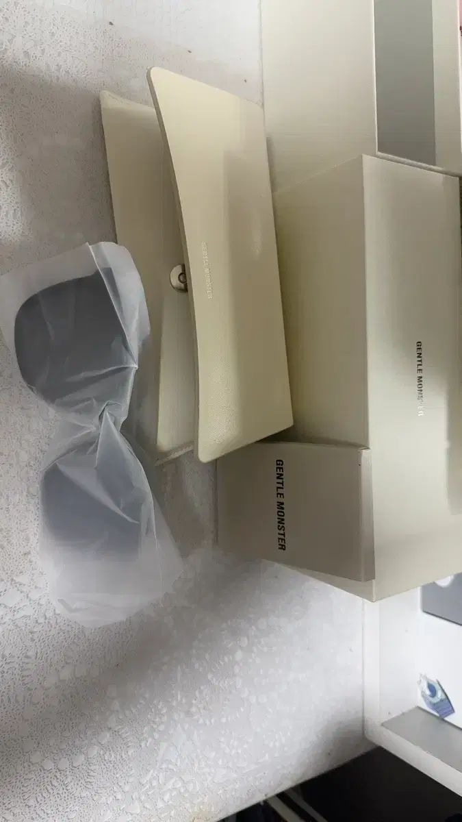 GENTLE MONSTER ジェントルモンスター リリット01 ブラック