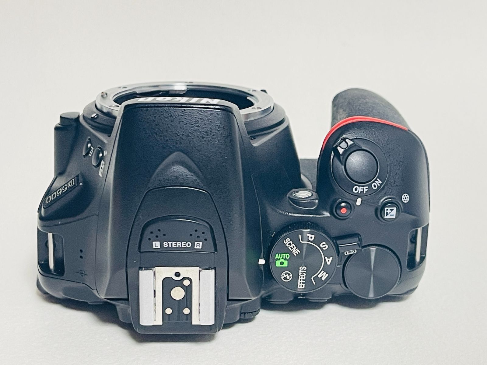 中古品〕 NIKON D5600 ボディ ニコン #kjh:`*x1235 - メルカリ