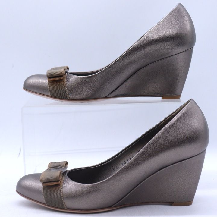 フェラガモ パンプス ヴァラリボン シューズ ブランド 靴 イタリア製