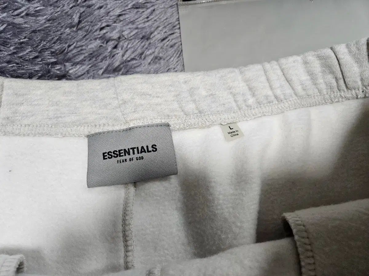 ESSENTIALS Fear of God オートミール 公式 ハーフパンツ L 出品 XS
