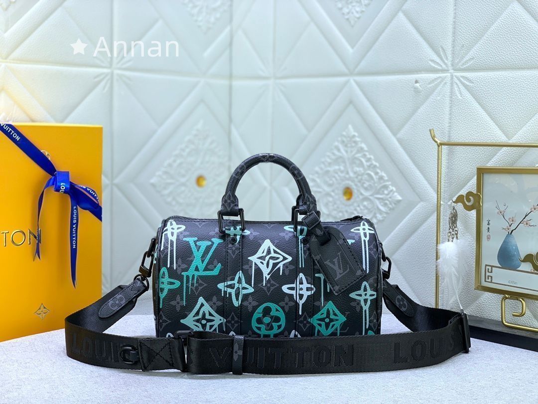 ルイヴィトン LOUIS VUITTON ショルダーバッグ モデル ボストンバッグ LV キーポル バンドリエール 25 モノグラム エクリプス グラフィティ ブラック M 21399 ビトン バッグ ジェンダーレス ジェンダーフリー