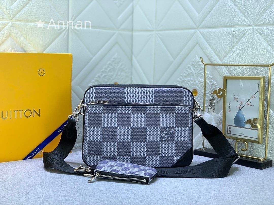 超 LOUIS VUITTON ルイヴィトン メンズ ショルダーバッグ モデル